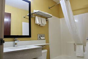 HomeTown Inn & Suites