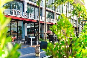 Tour De Phuket Hotel