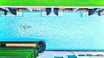 Tour De Phuket Hotel