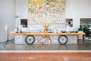 Tour De Phuket Hotel