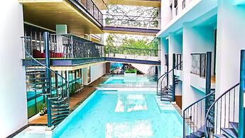 Tour De Phuket Hotel