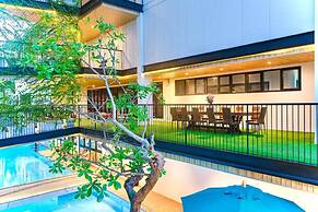 Tour De Phuket Hotel