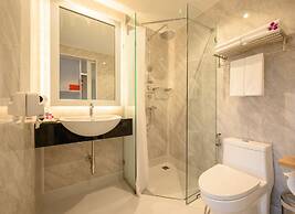 Tour De Phuket Hotel