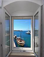 A2 - Cozy Apartment, Best Location in Supetar