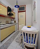 A2 - Cozy Apartment, Best Location in Supetar