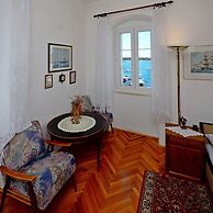 A2 - Cozy Apartment, Best Location in Supetar