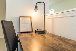 Exquisite, Spacious and Close to Disney 6 BD Home #6ws483