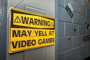 Exquisite, Spacious and Close to Disney 6 BD Home #6ws483