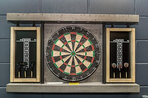 Exquisite, Spacious and Close to Disney 6 BD Home #6ws483