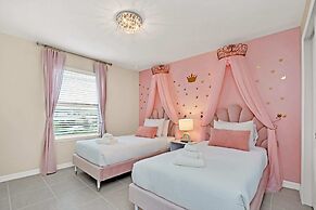 Exquisite, Spacious and Close to Disney 6 BD Home #6ws483