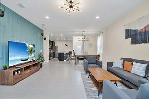 Exquisite, Spacious and Close to Disney 6 BD Home #6ws483