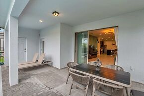 Exquisite, Spacious and Close to Disney 6 BD Home #6ws483