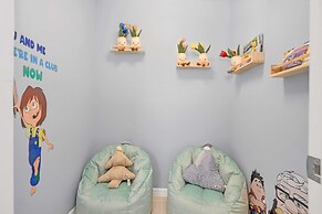 Exquisite, Spacious and Close to Disney 6 BD Home #6ws483