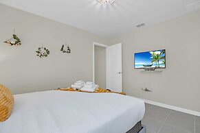 Exquisite, Spacious and Close to Disney 6 BD Home #6ws483