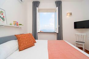 Family Villa in Sorrento Coast Pool & View