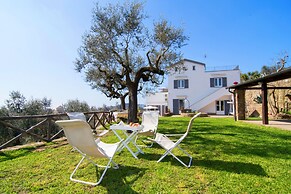 Family Villa in Sorrento Coast Pool & View
