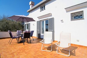 Family Villa in Sorrento Coast Pool & View