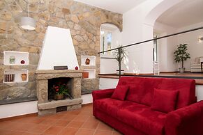 Family Villa in Sorrento Coast Pool & View