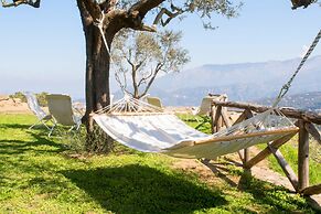 Family Villa in Sorrento Coast Pool & View