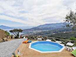 Family Villa in Sorrento Coast Pool & View