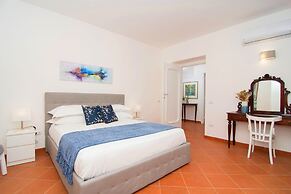 Family Villa in Sorrento Coast Pool & View