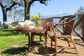 Family Villa in Sorrento Coast Pool & View