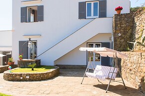 Family Villa in Sorrento Coast Pool & View