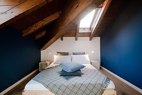 MyHomeInComo - Modern Luxury Attic