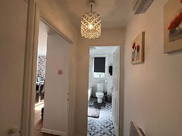 Stunning 1 Bedroom Apartment in Dagenham