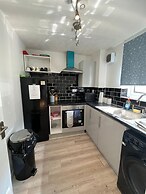 Stunning 1 Bedroom Apartment in Dagenham