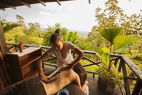Arenal Waterfall Lodge
