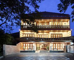 Kertanegara Premium Guest House