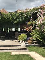 The Three Cups Inn