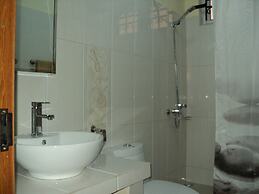 Monalysa St Honoré Apartment & Studio