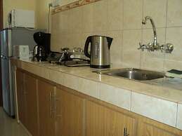 Monalysa St Honoré Apartment & Studio