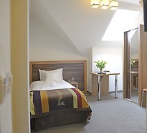 Dwór Kombornia Folwark