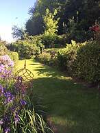 Ashbury Bed and Breakfast