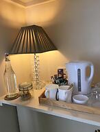 Ashbury Bed and Breakfast