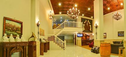 Seventeen Saloon Hotel