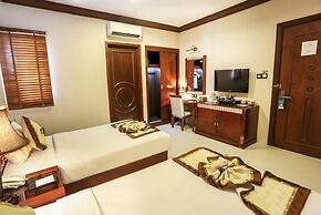 Seventeen Saloon Hotel