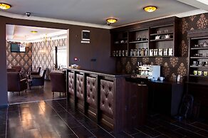 Hill Hotel