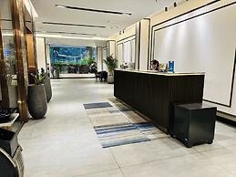 Central Park Saigon Hotel