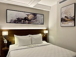 Central Park Saigon Hotel