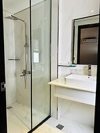 Central Park Saigon Hotel