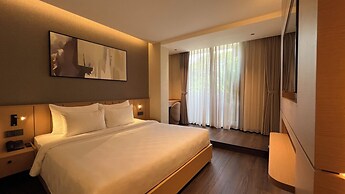 Central Park Saigon Hotel