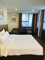 Central Park Saigon Hotel