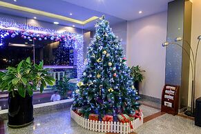 Central Park Saigon Hotel