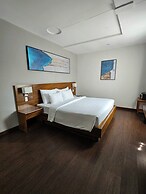 Central Park Saigon Hotel