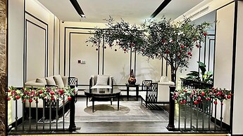 Central Park Saigon Hotel