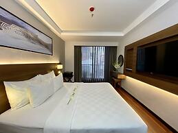 Central Park Saigon Hotel